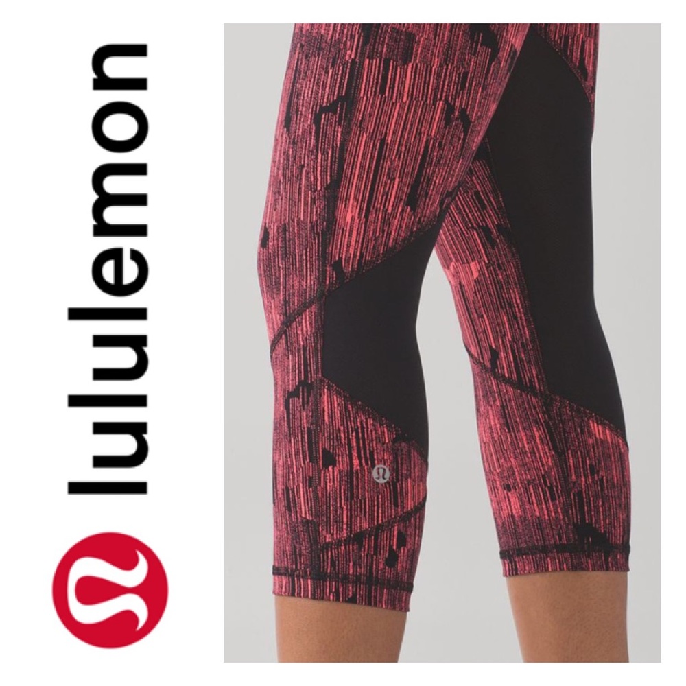 Lululemon Pace Rival Crop- Down Pour Electric Coral Black / Black (Size 6)